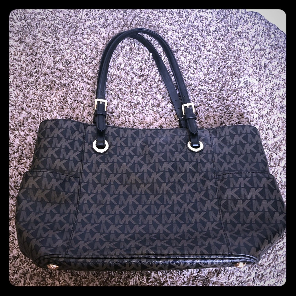 Michael Kors bag